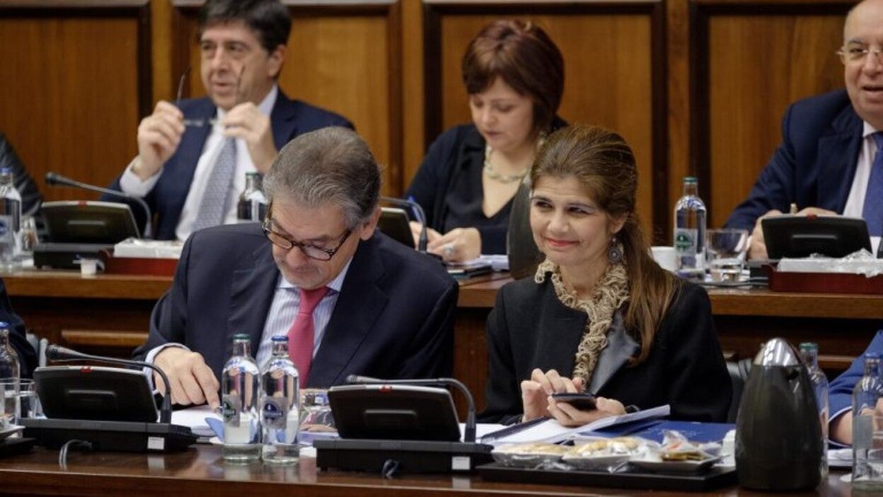 El Cabildo ofrece hasta 8.500 euros por contratar a mujeres