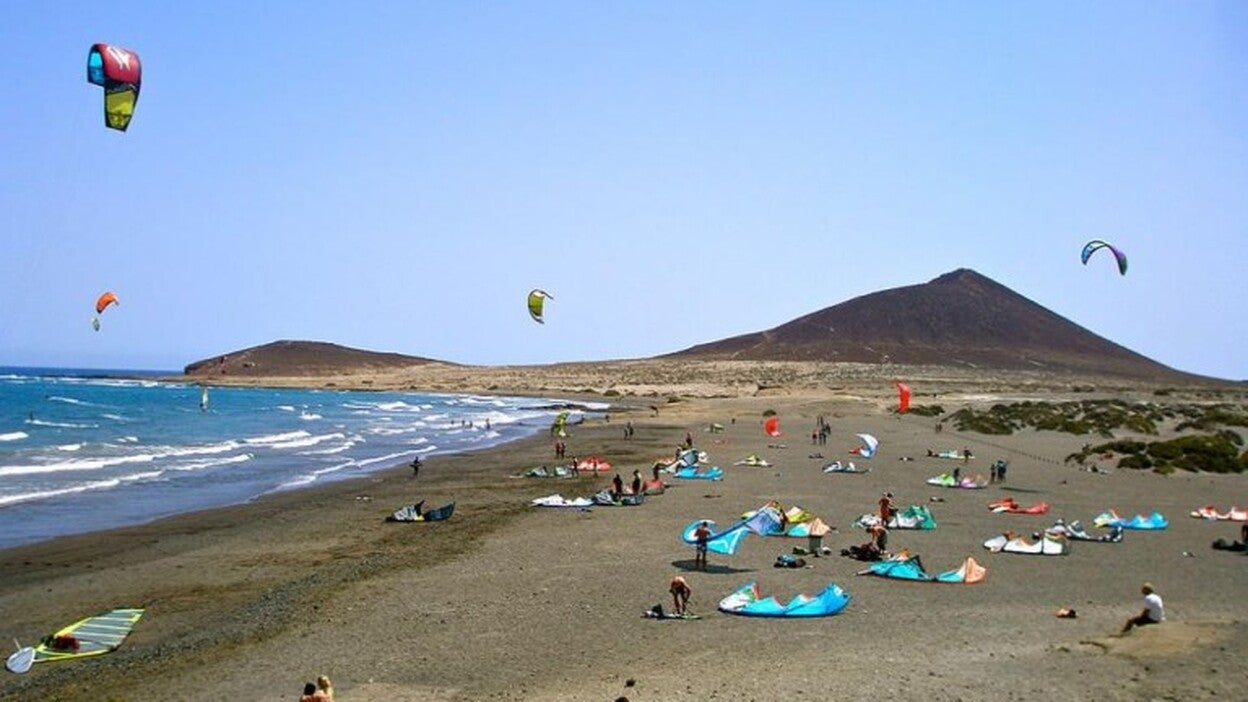 La Armada desactiva un proyectil cerca de Granadilla