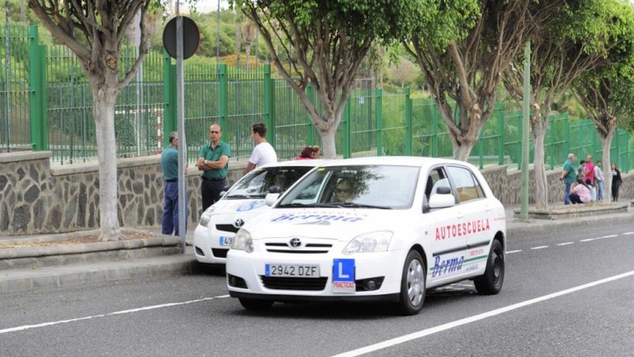 Los examinadores comienzan nuevos paros