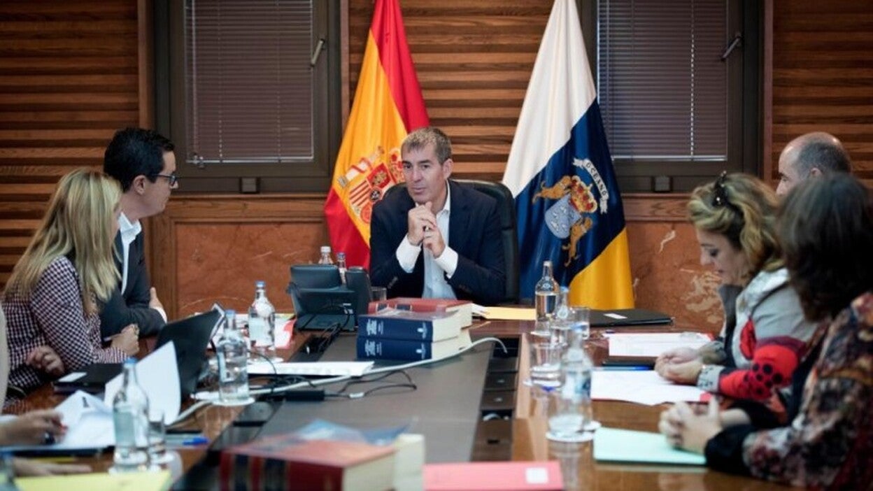 Clavijo satisfecho por el aval dado a la Ley del Suelo