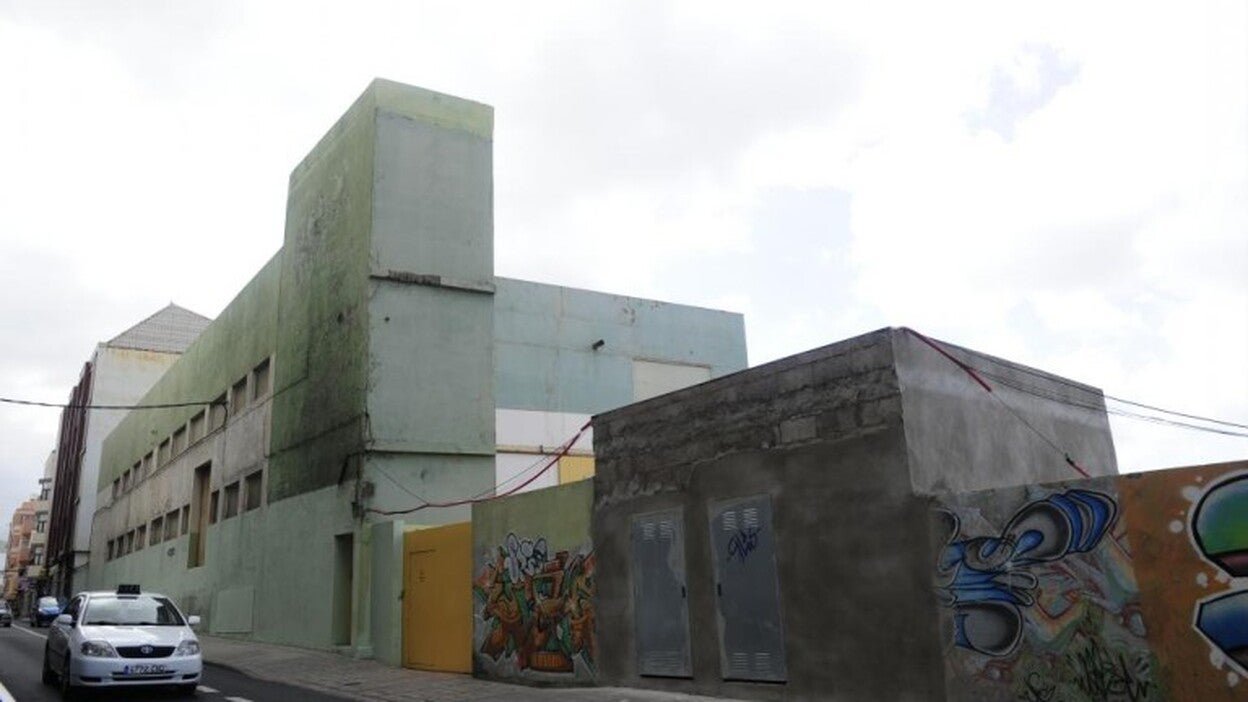 La Cícer pide a Hidalgo que denuncie a Unelco por desobediencia