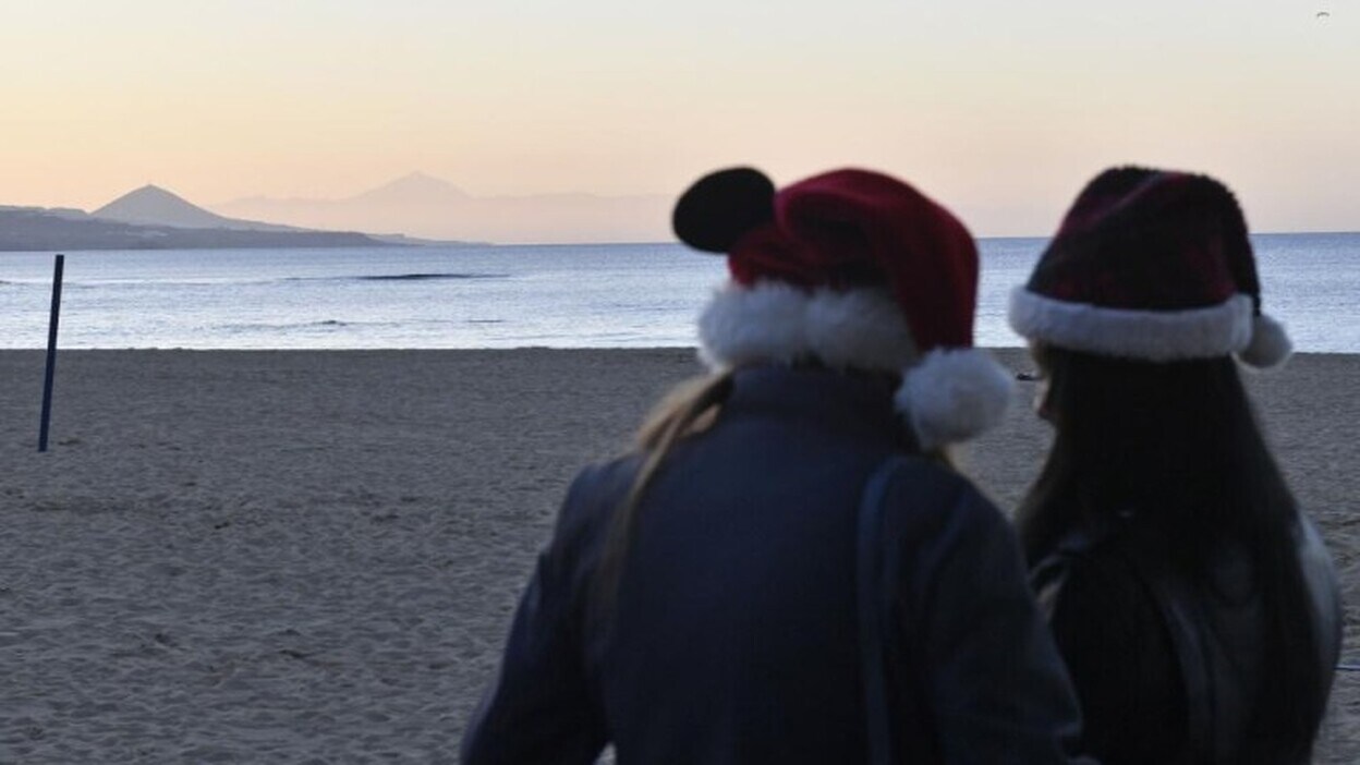 Atardecer navideño en Las Canteras