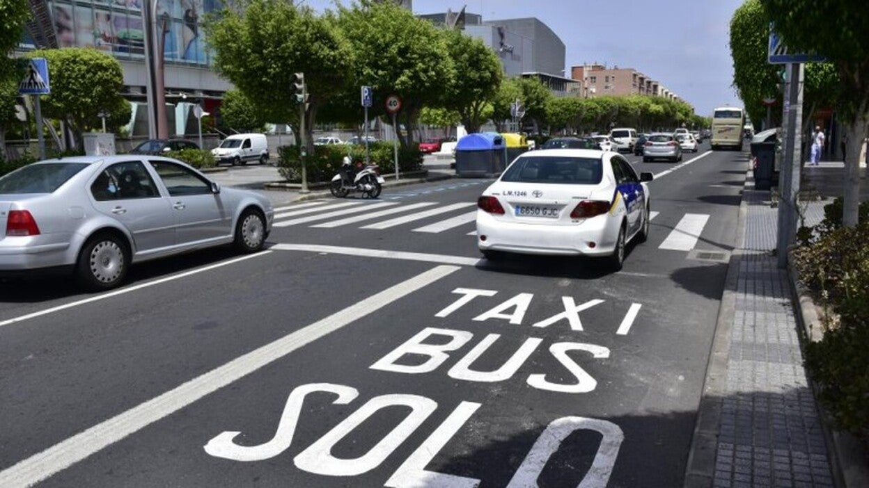 2018 trae una subida del taxi y revive la tasa de terrazas