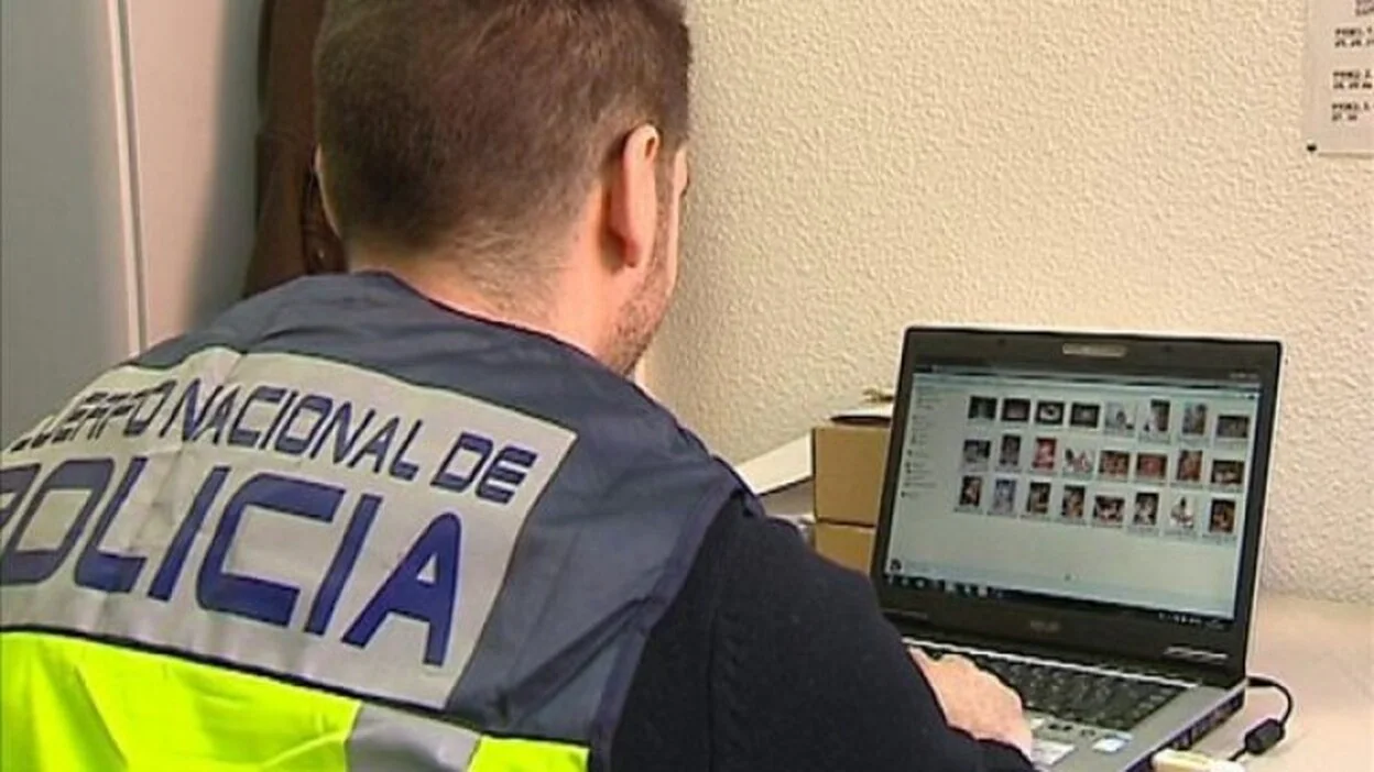 Detenidos por compartir pornografía infantil en un vídeo chat | Canarias7