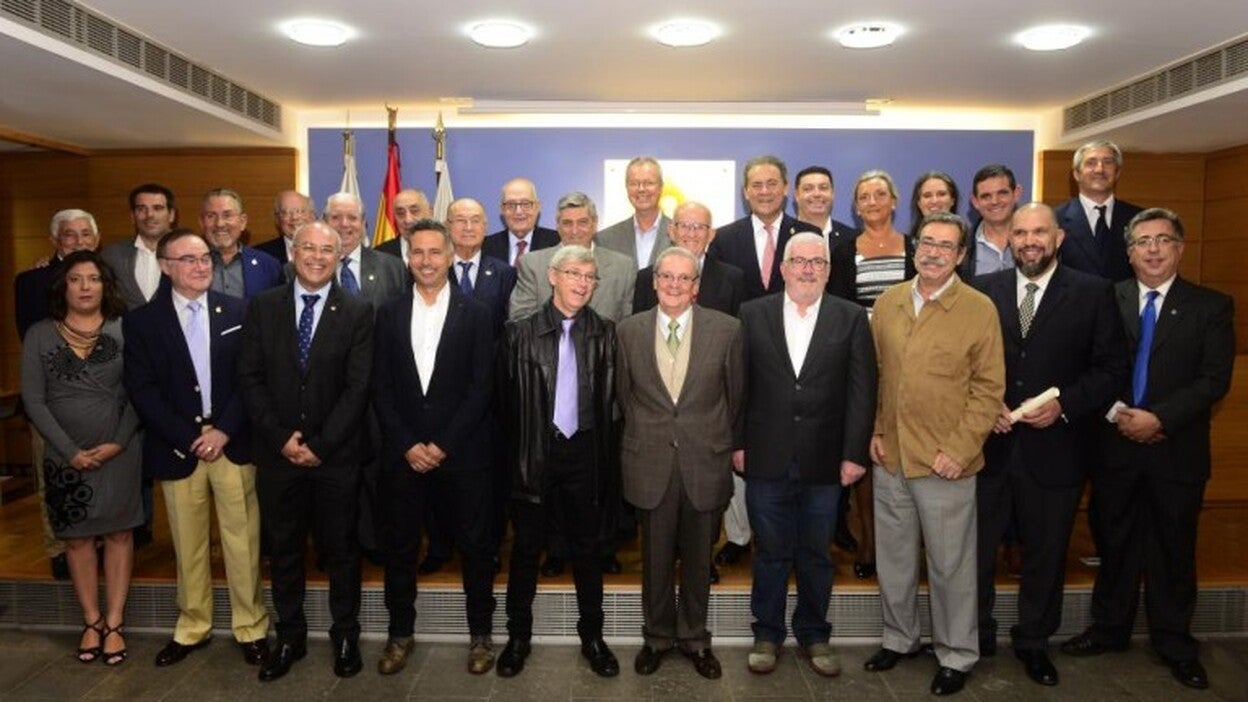 Tributo, Colegio de Aparejadores  de Gran Canaria