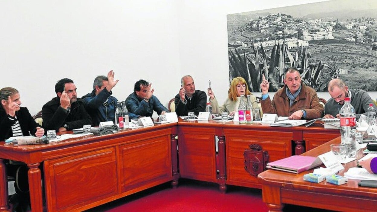 El Ayuntamiento de Firgas no se personará en la causa contra Báez