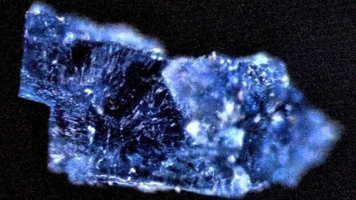 Descubren agua e ingredientes para la vida por primera vez en meteoritos