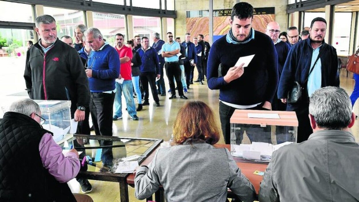 El taxi vota no a los días libres