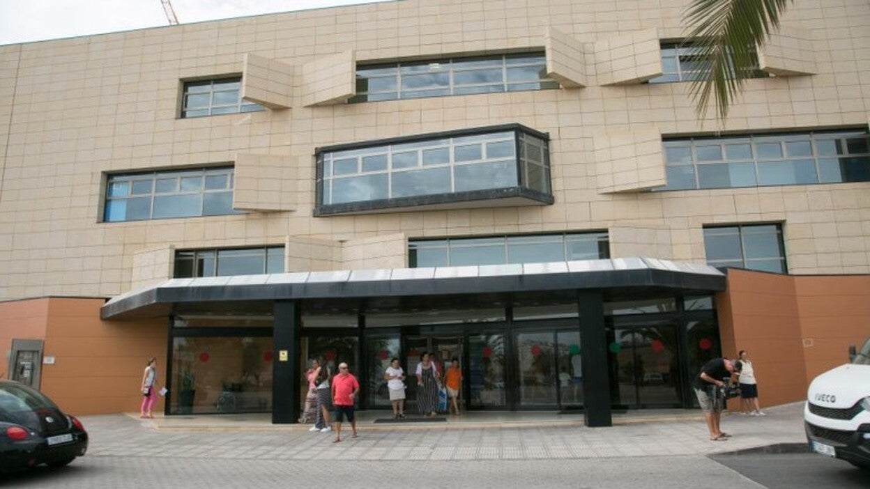 Un sexto psiquiatra refuerza la unidad de salud mental de niños y jóvenes en el Hospital