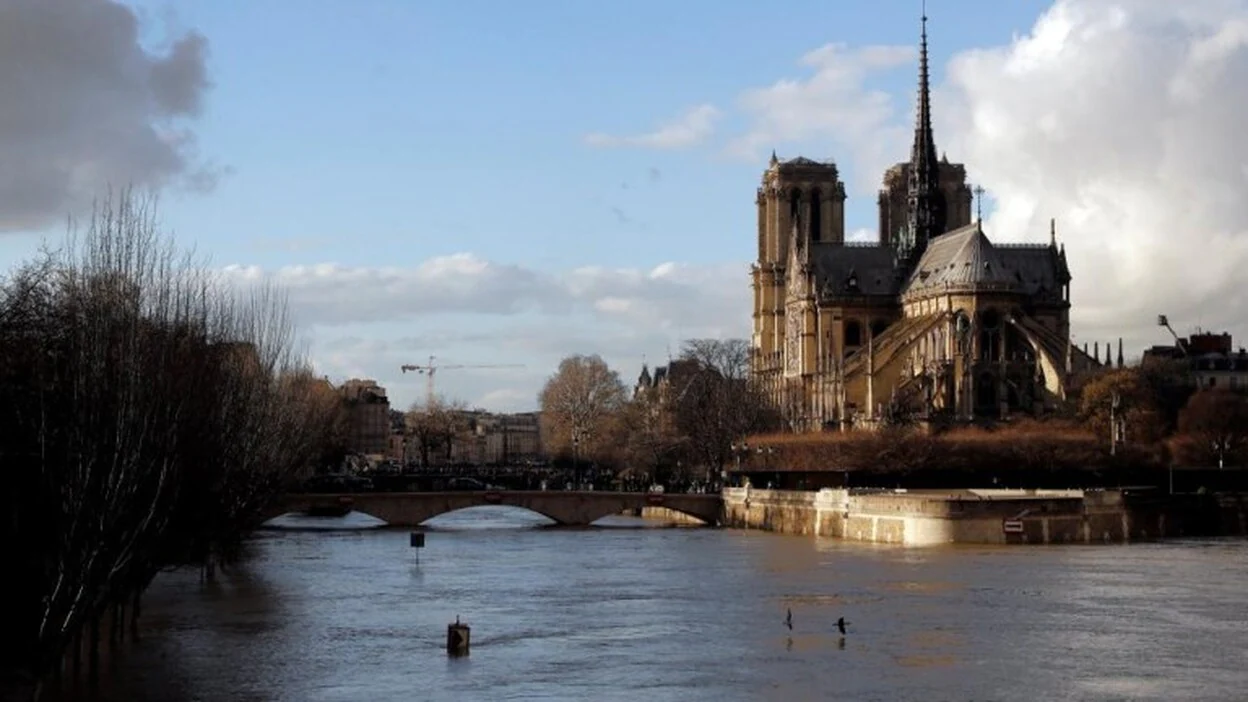 Alerta en París por la crecida del Sena