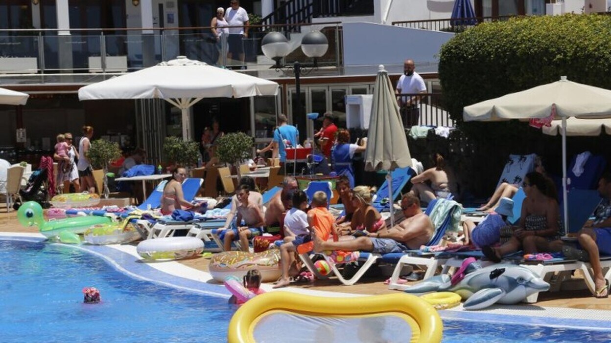 Canarias, cuarta región en el alza de empleo turístico