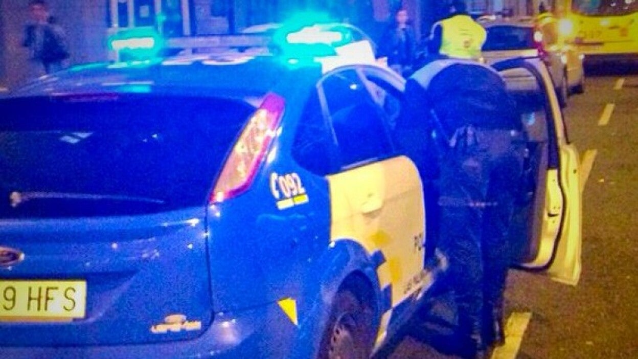 Roba un coche y hace el kamikaze por Mesa y López