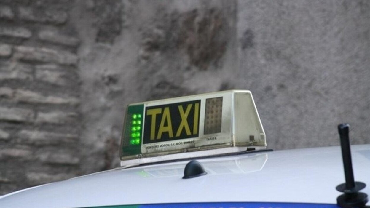 El Gobierno, contra el intrusismo en el taxi