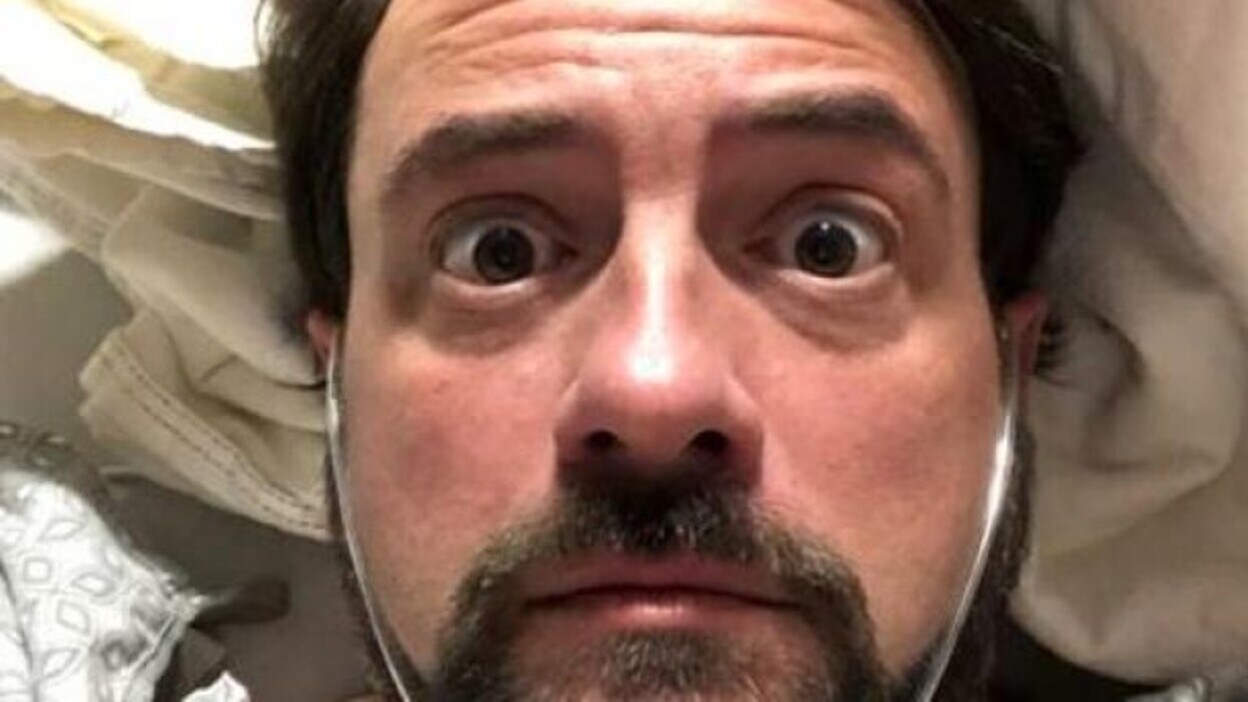 Kevin Smith sobrevive a un ataque al corazón