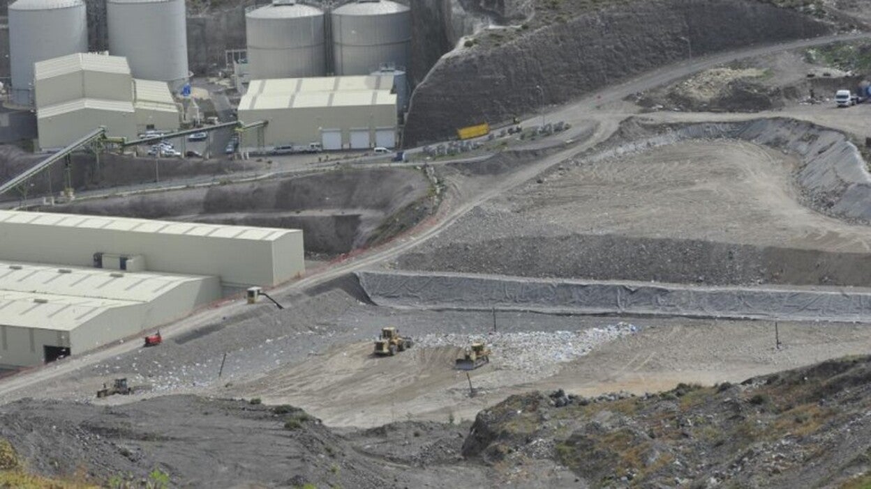 Turcón pide buscar nuevo suelo para residuos antes de que se agoten los vertederos