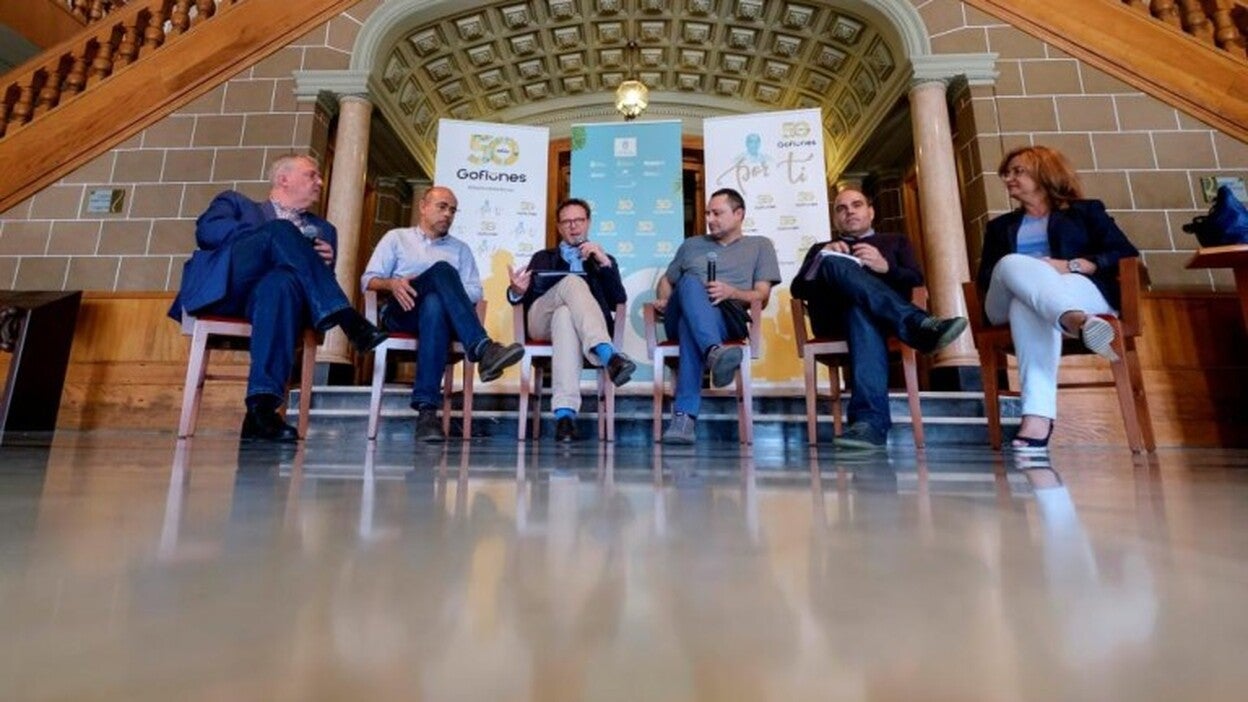 La banda sonora de medio siglo de vida en Canarias, en la voz de Los Gofiones