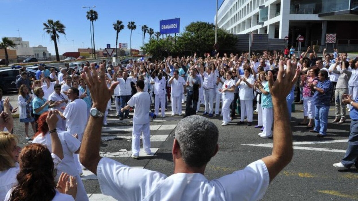 El Gobierno está «abierto» a negociar la vuelta a las 35 horas