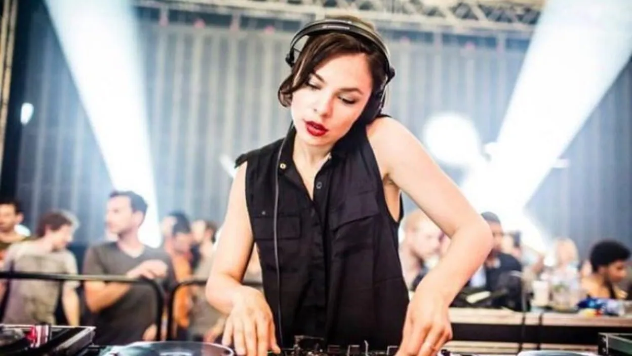 Nina Kraviz: brillante, genuina, indomable