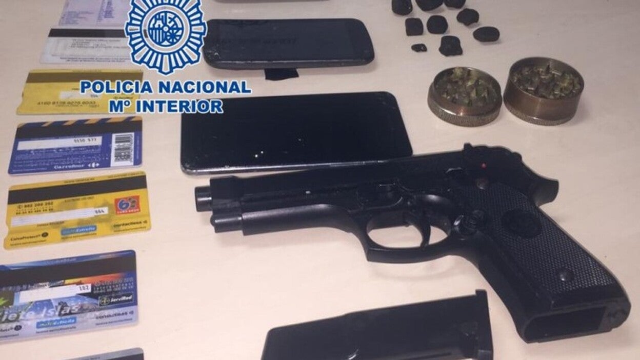 Caen dos traficantes de droga en Tenerife