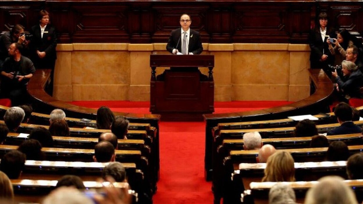 Turull ofrece “mano tendida” al Rey y a Rajoy