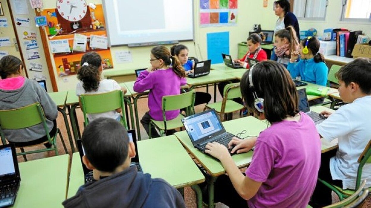 Educación se queda sin sustitutos en nueve especialidades de secundaria