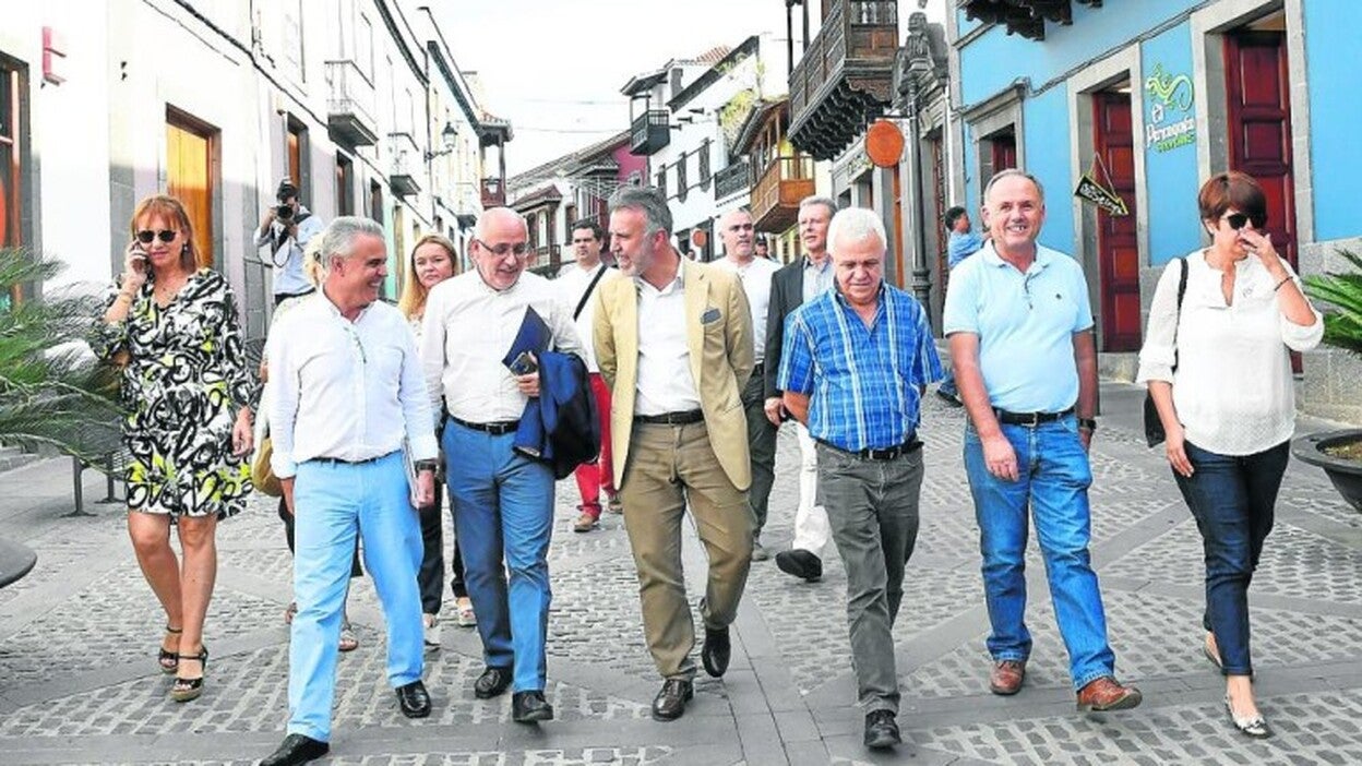 Más contratos en Gran Canaria, el Cabildo «ha sabido estar» con inversión pública