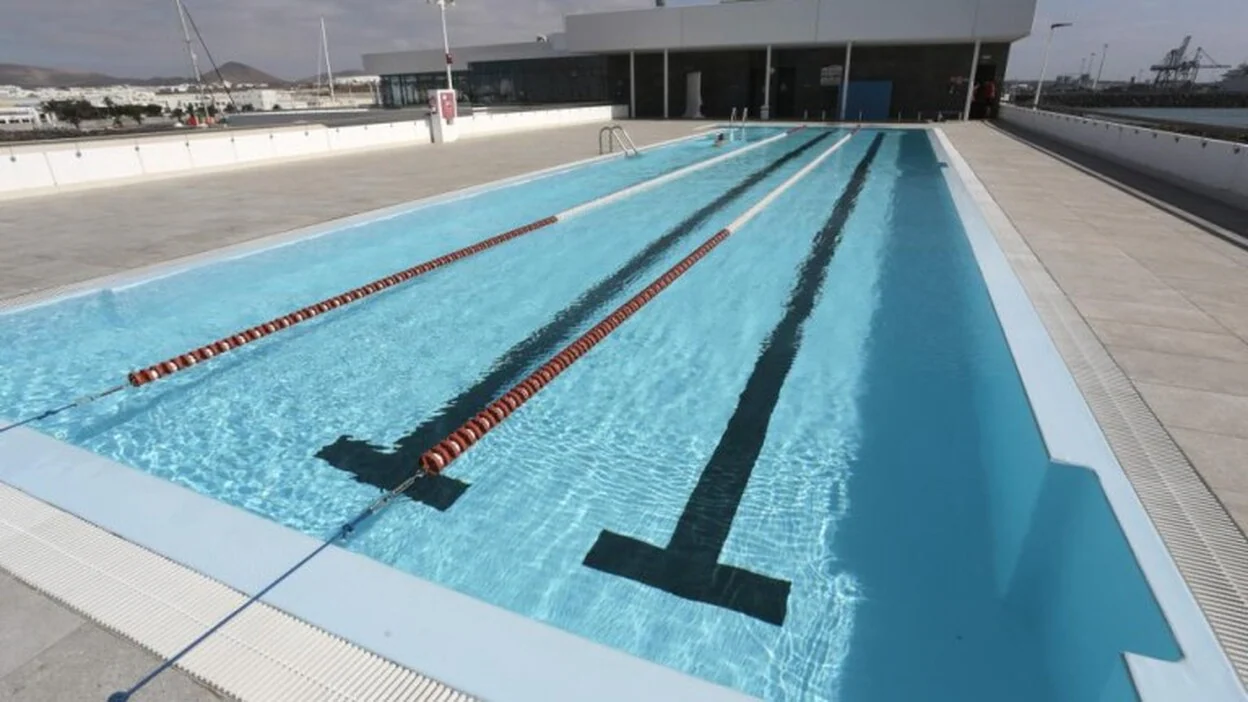 El gimnasio del puerto deportivo estrena piscina y será ampliado