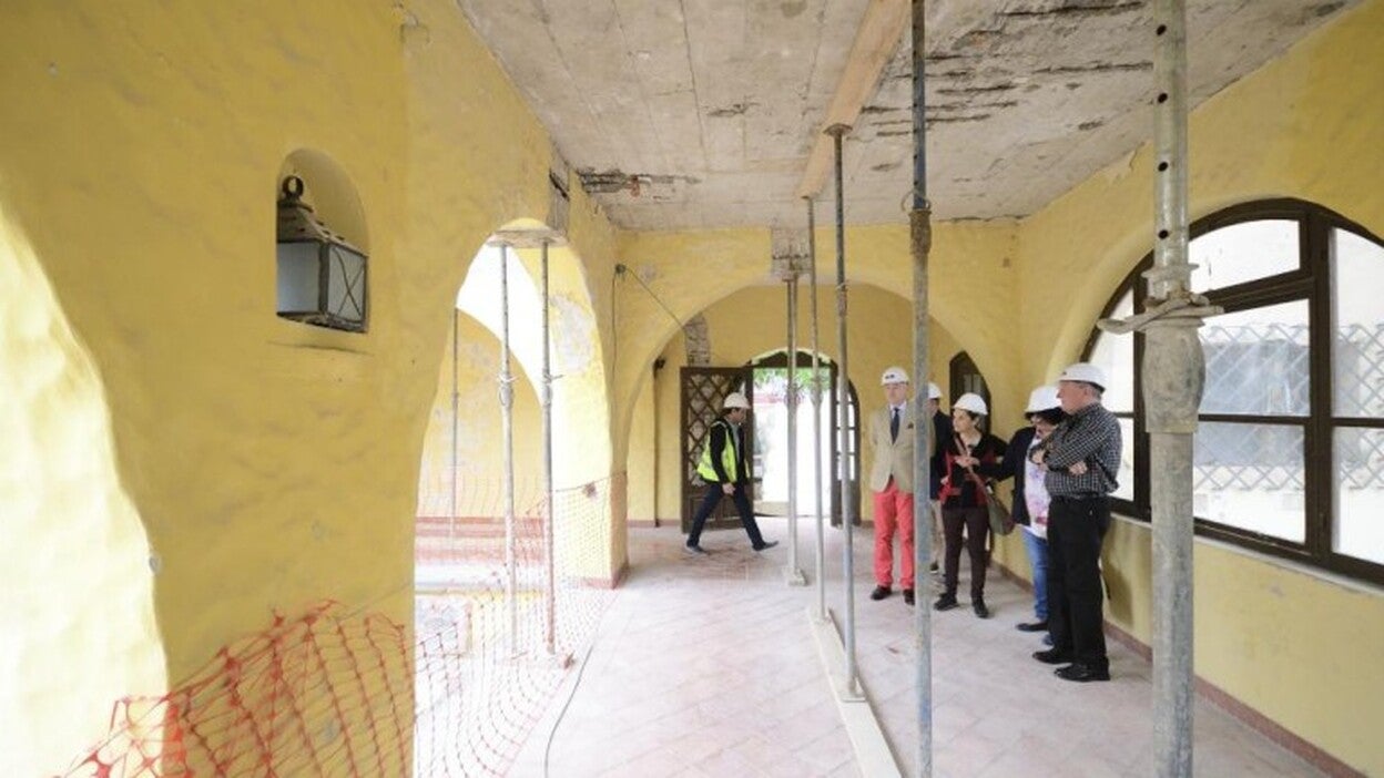 La reforma del Pueblo Canario, en el último trimestre del año