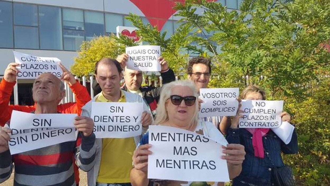 Continúa la huelga de trabajadores de Idental en toda España