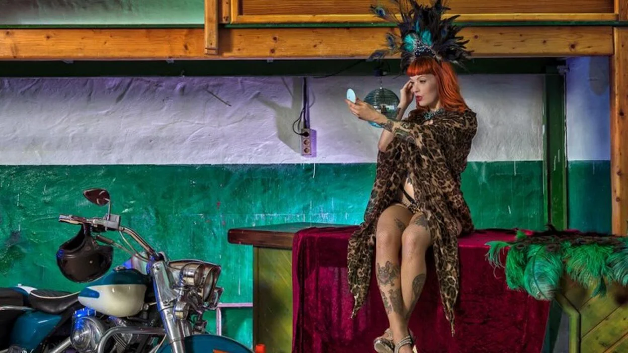 El camafeo elegante del burlesque