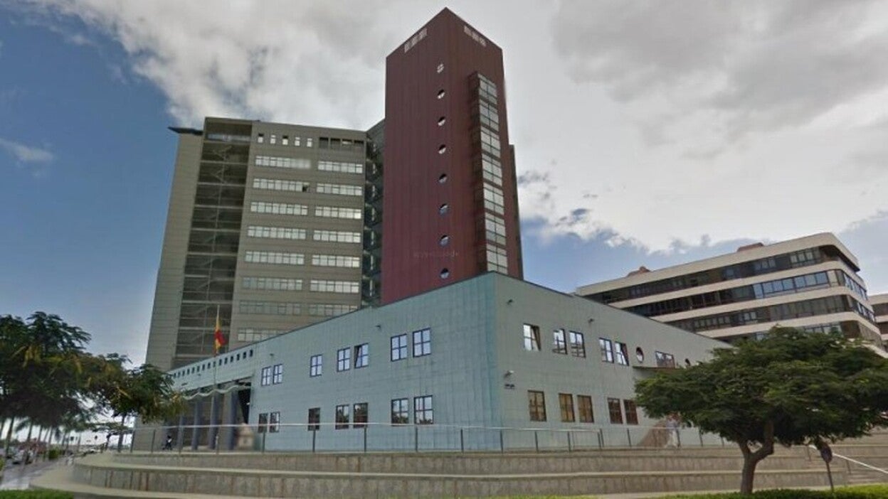 Usan el currículum de otro para un crédito