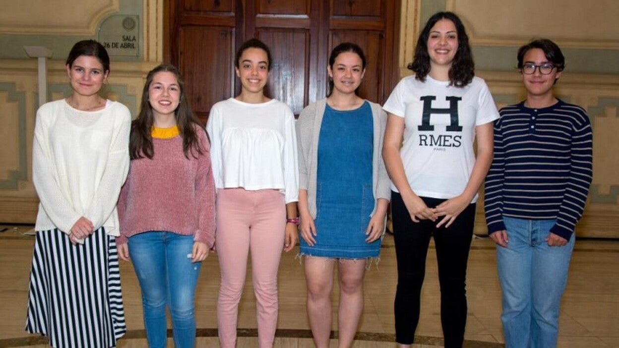 Felices por sacar las notas más altas de la EBAU