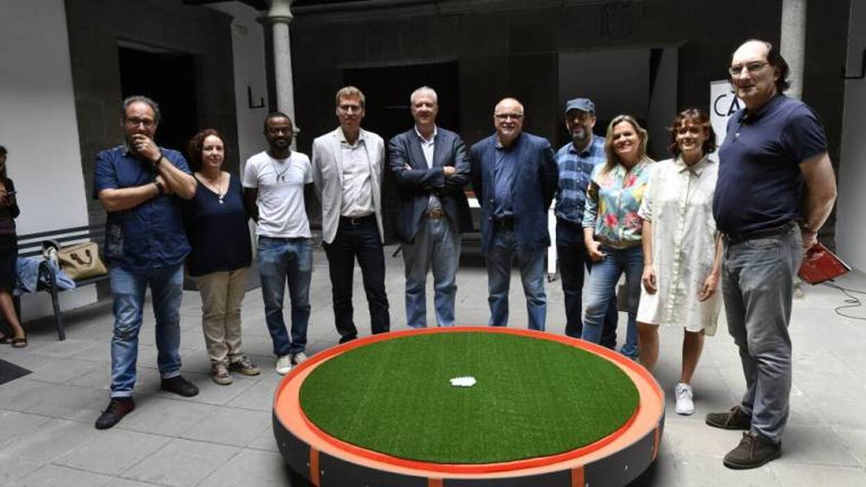 Arte estival con musicalidad y el juego del gua