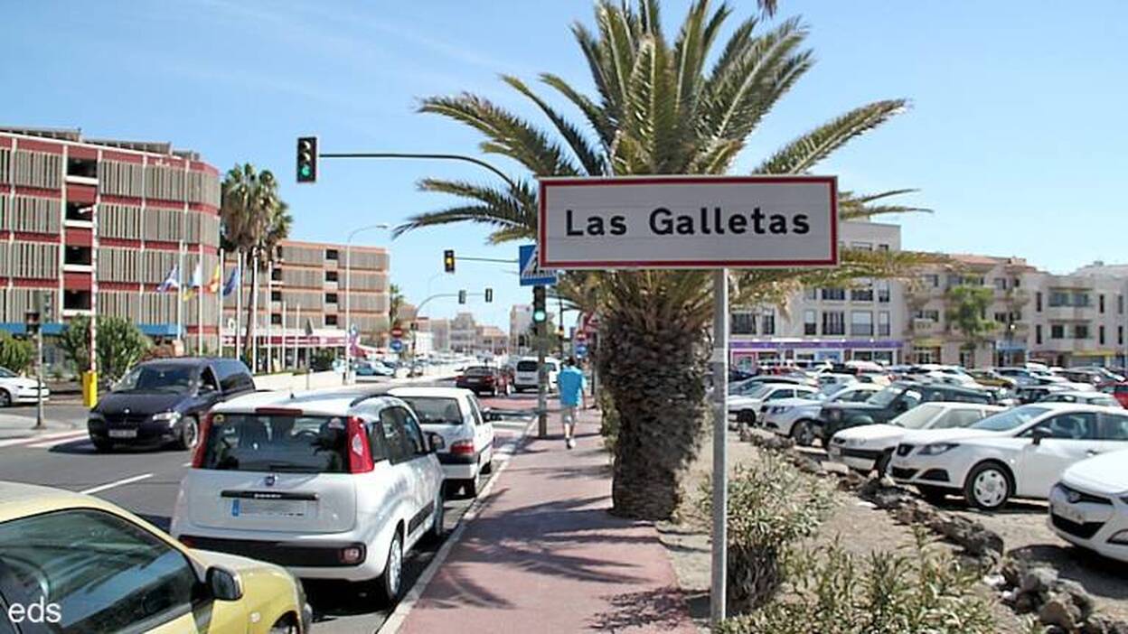 Apuñala a dos personas en plena calle
