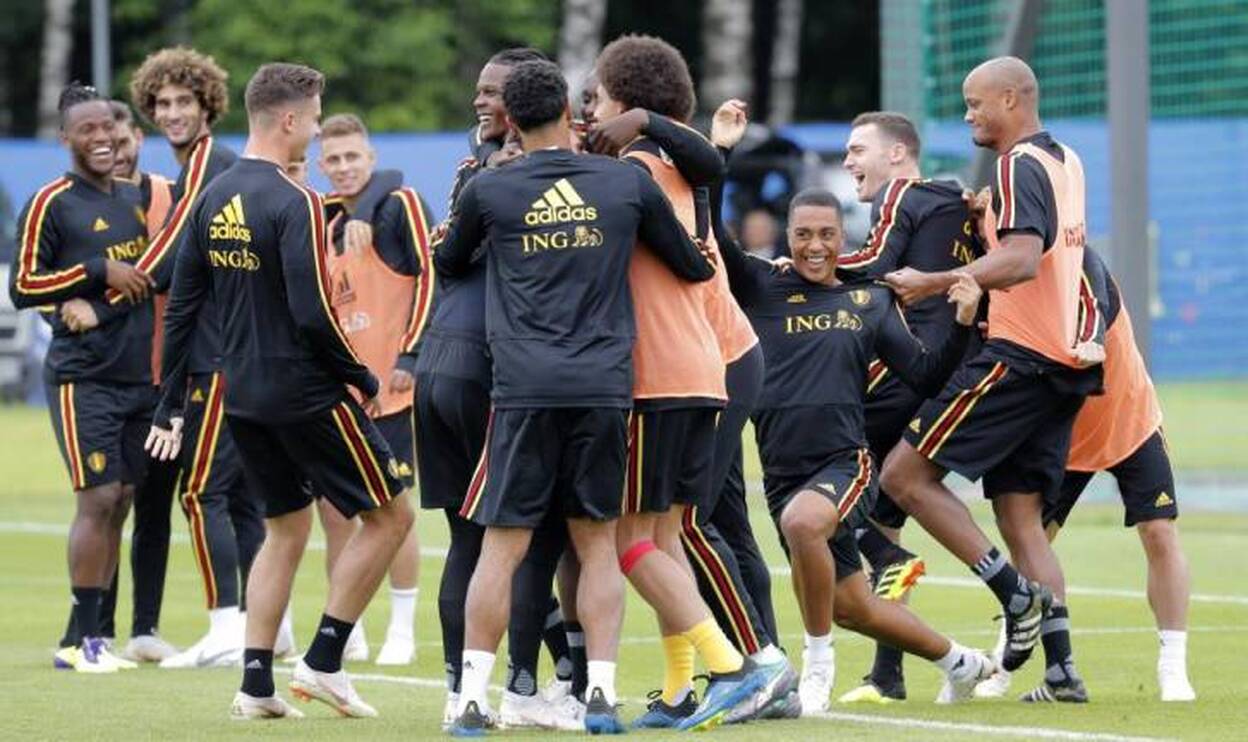 Bélgica sueña con que sus "Diablos" toquen el cielo