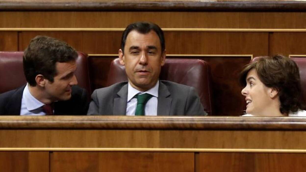 Crece la tensión y la guerra de cifras entre las candidaturas del PP