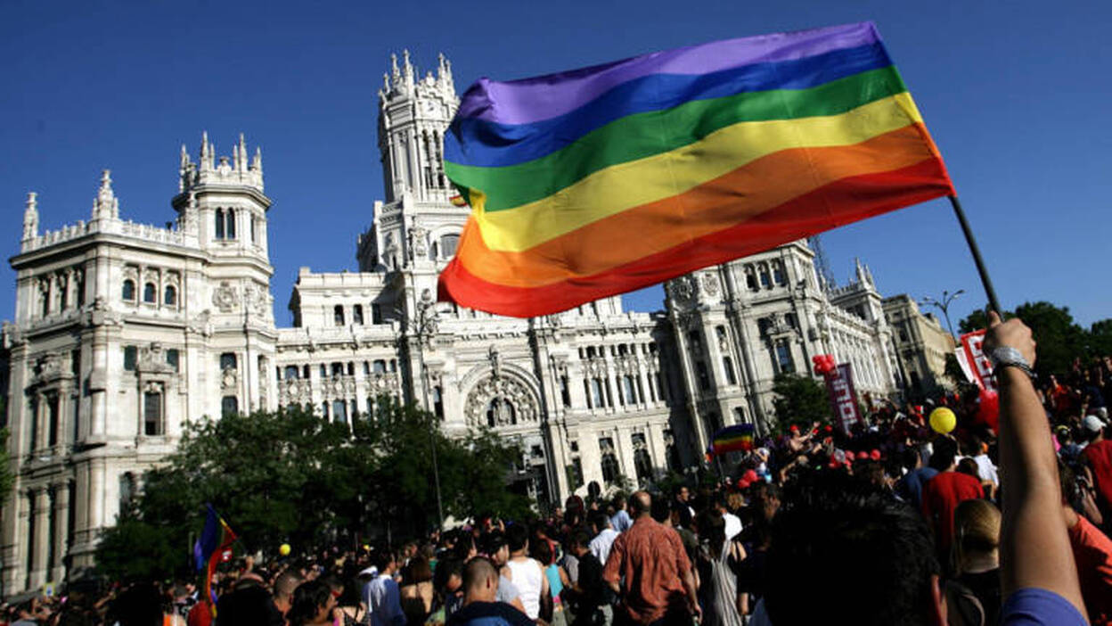 Madrid denunciará a policías por las 222 bajas injustificadas en el Orgullo