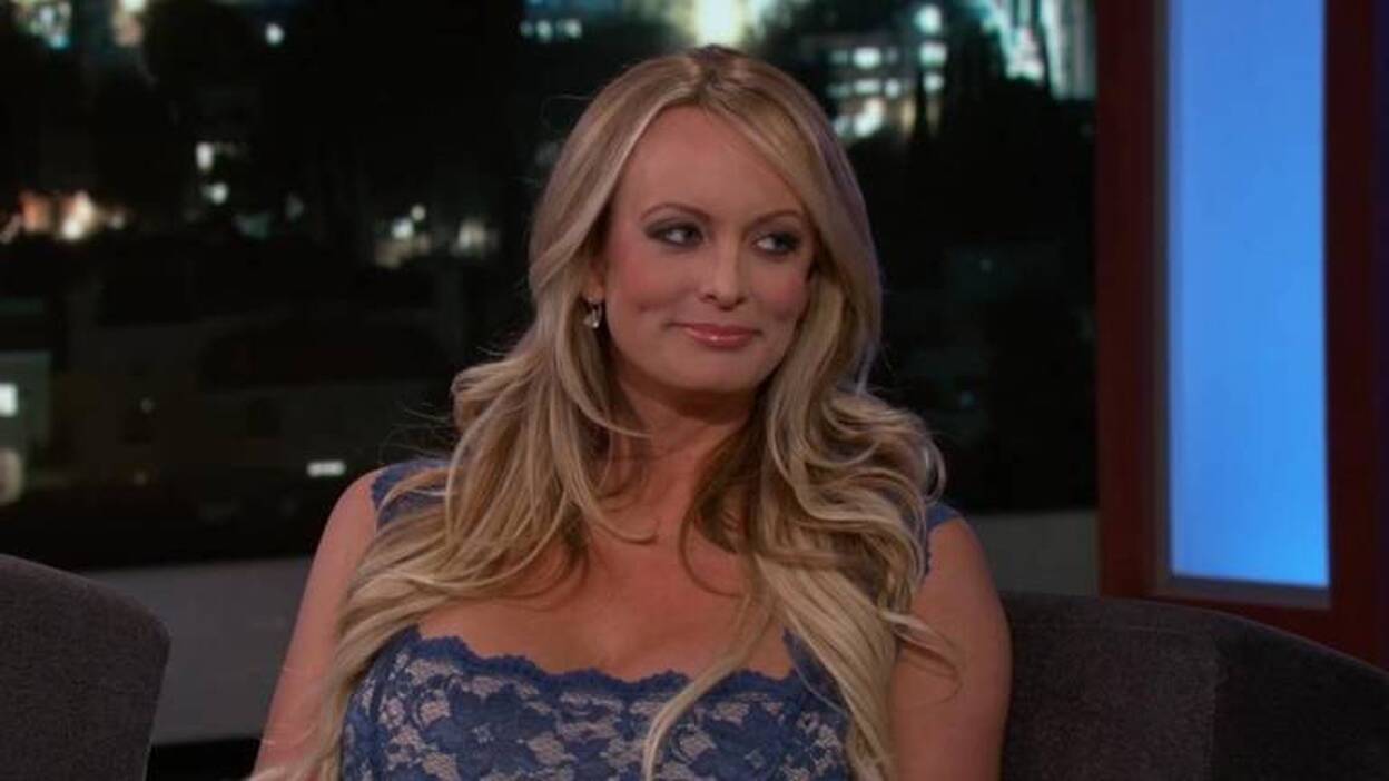 El marido de Stormy Daniels la acusa de adulterio y le pide el divorcio