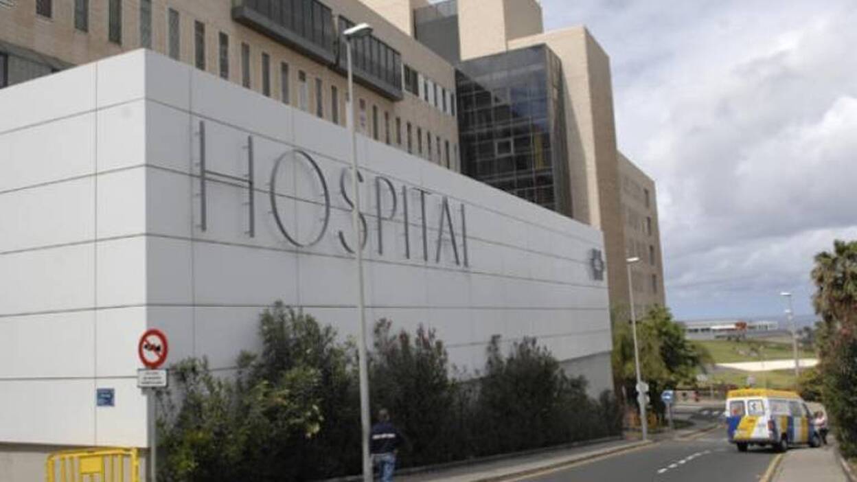 El Negrín ofrece cuidados paliativos en casa a 400 pacientes al año