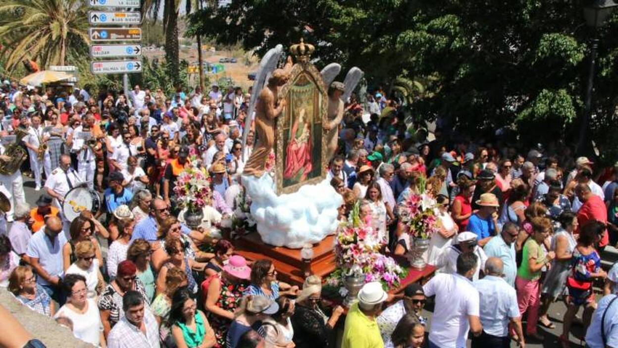 La Virgen de Las Nieves vuelve a encontrarse con su pueblo