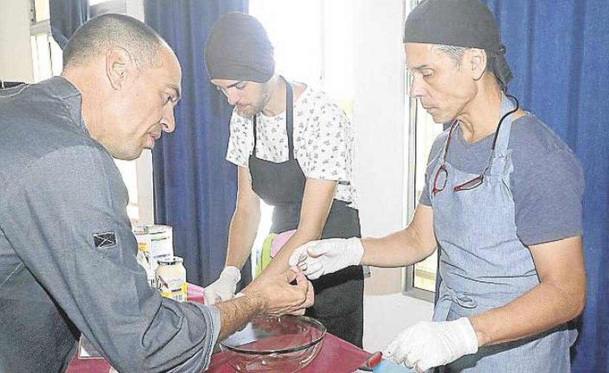 El barrio marinero de San Cristóbal se suma a la cocina saludable