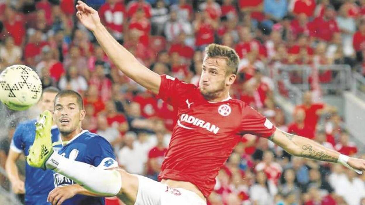 La Unión Deportiva ficha al checo Thomás Pekhart