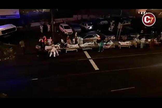 Los bomberos logran sofocar el incendio del Hospital de la Candelaria