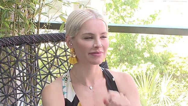 Soraya se rompe un dedo del pie antes de un concierto