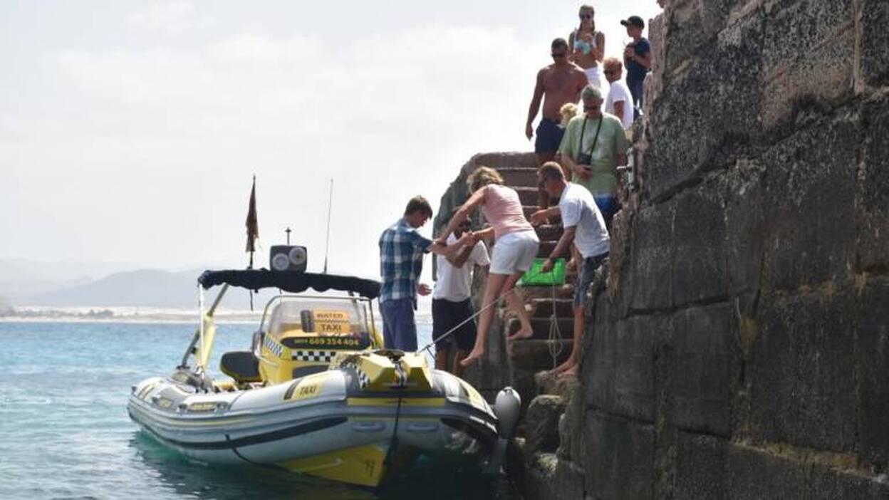 El muelle de Lobos, un peligro para los turistas de water taxis