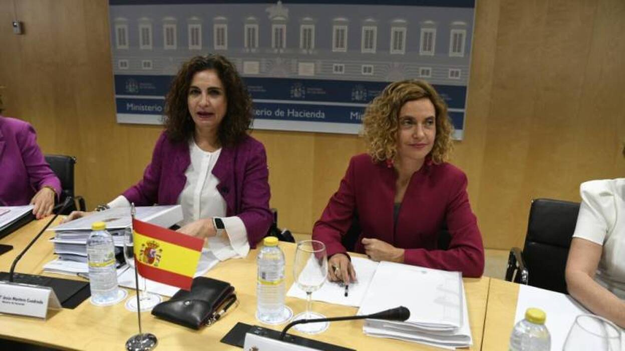 El Gobierno deja en suspenso la aprobación de la senda de déficit