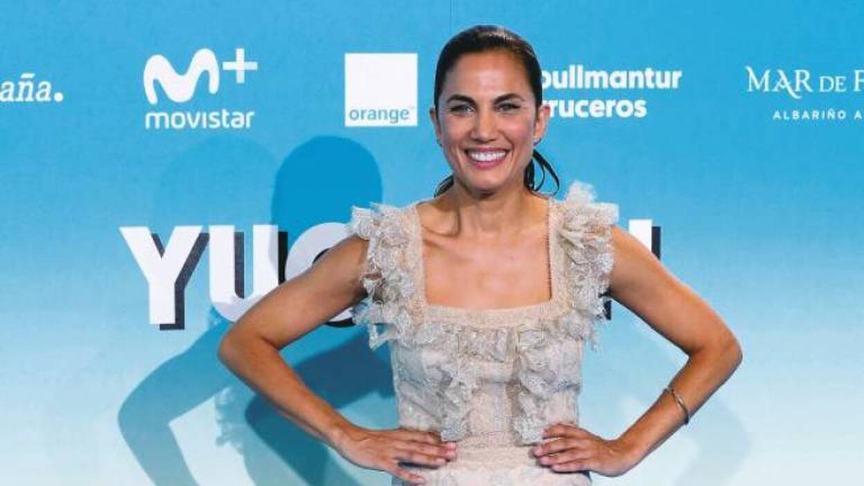 La película supone un cambio de tercio de la diseñadora tinerfeña