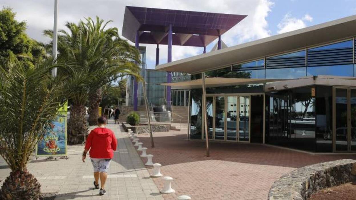 Somos pide recuperar para uso público los locales de Mercasa