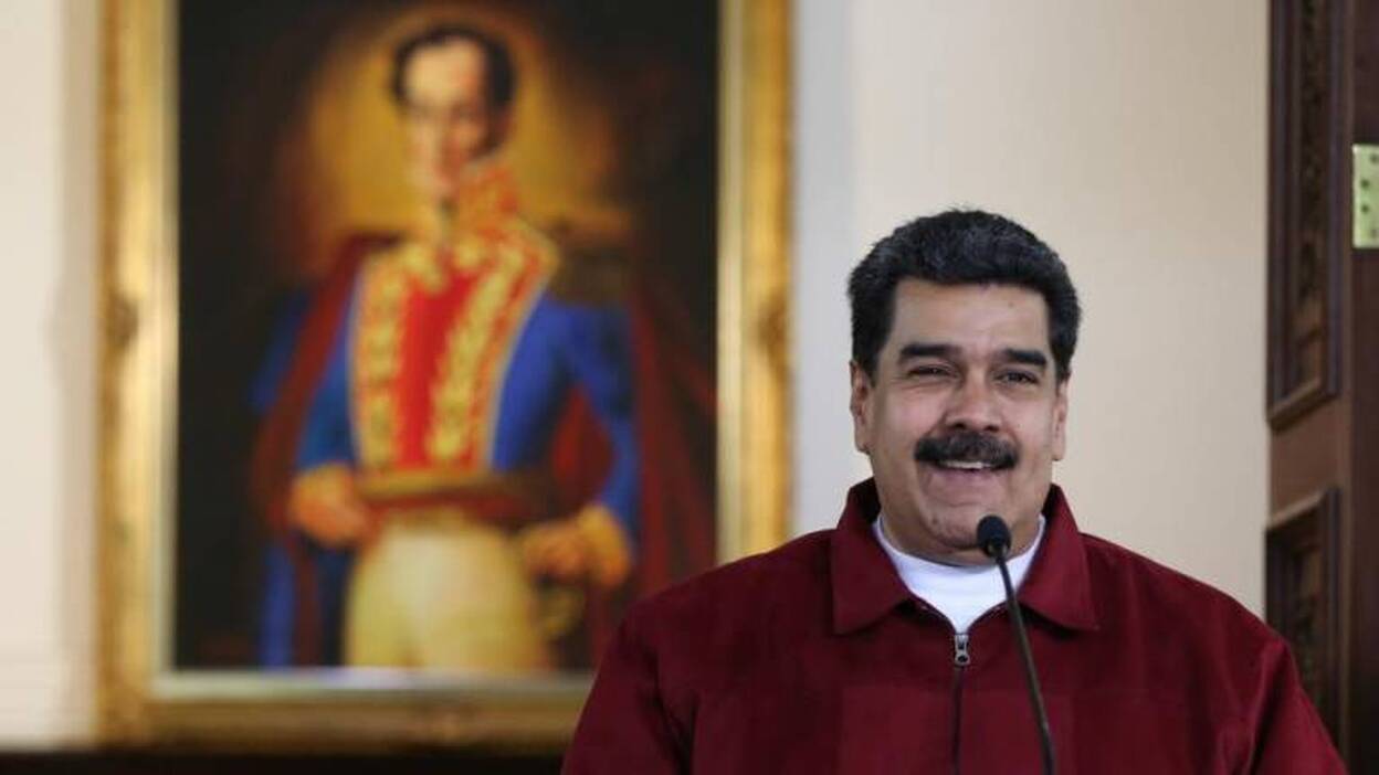 Maduro nacionaliza a 8.000 extranjeros y pide a Trump que haga lo mismo