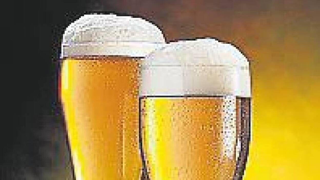 Alzhéimer, un estudio concluye que el consumo moderado de cerveza puede prevenir la patología